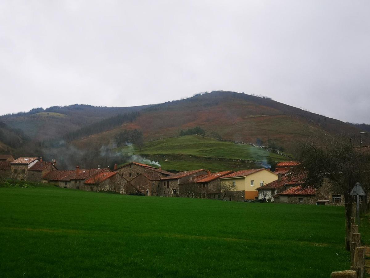 Posada Rural Penasagra Quintanilla Buitenkant foto