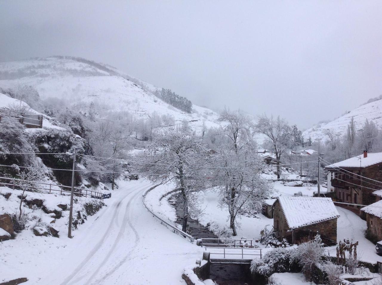 Posada Rural Penasagra Quintanilla Buitenkant foto